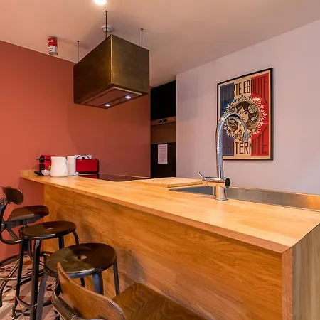 Atelier Du Rouge-parking-centre-ville Apartment