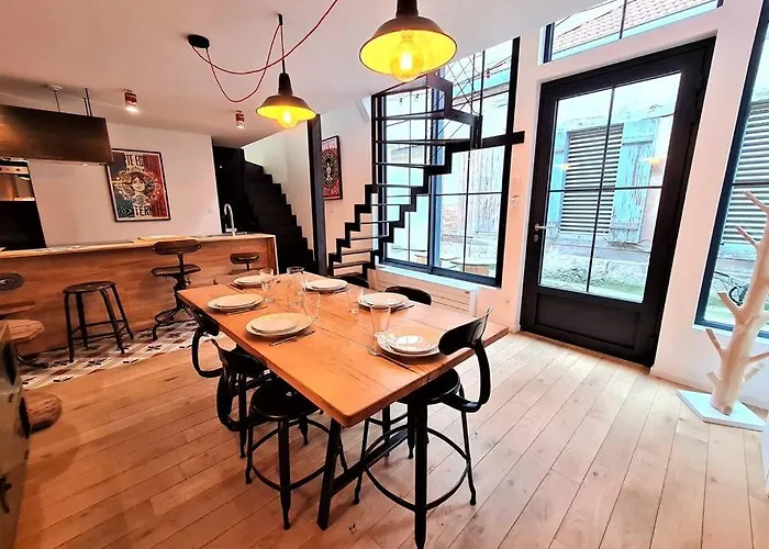 Διαμέρισμα L'atelier Du Rouge En Plein Centre